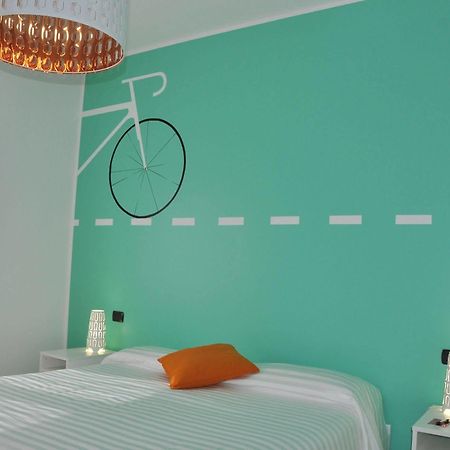 Lo Scoiattolo Piedmont Bike Hotel Pralormo Екстериор снимка