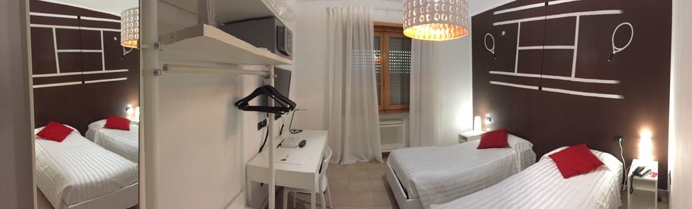 Lo Scoiattolo Piedmont Bike Hotel Pralormo Екстериор снимка