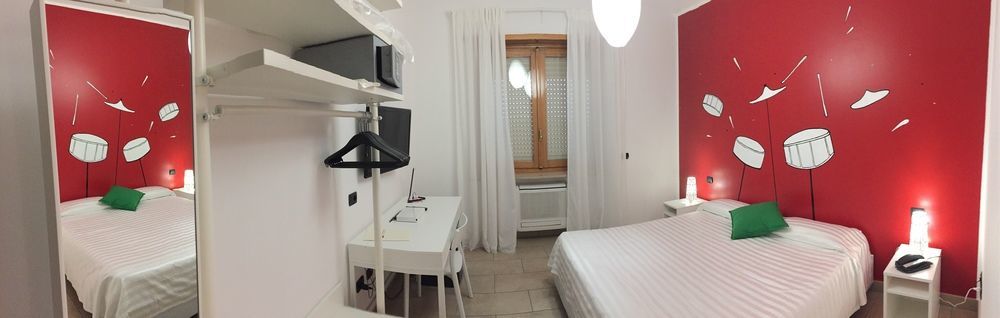 Lo Scoiattolo Piedmont Bike Hotel Pralormo Екстериор снимка
