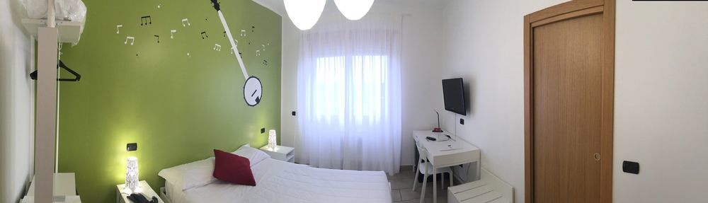 Lo Scoiattolo Piedmont Bike Hotel Pralormo Екстериор снимка