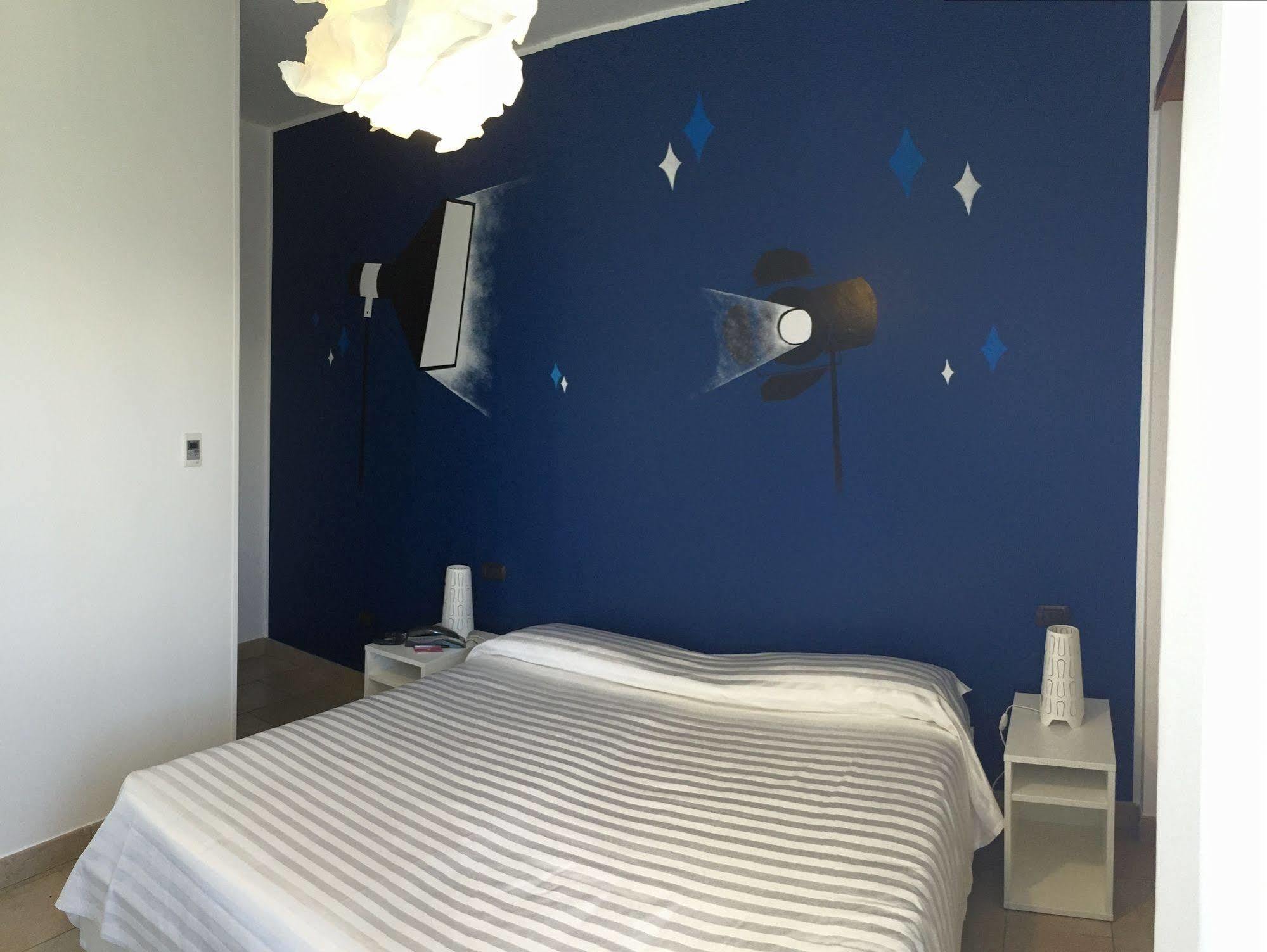 Lo Scoiattolo Piedmont Bike Hotel Pralormo Екстериор снимка